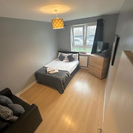 1 Bedroom Flat In Whitechapel, Londres Extérieur photo