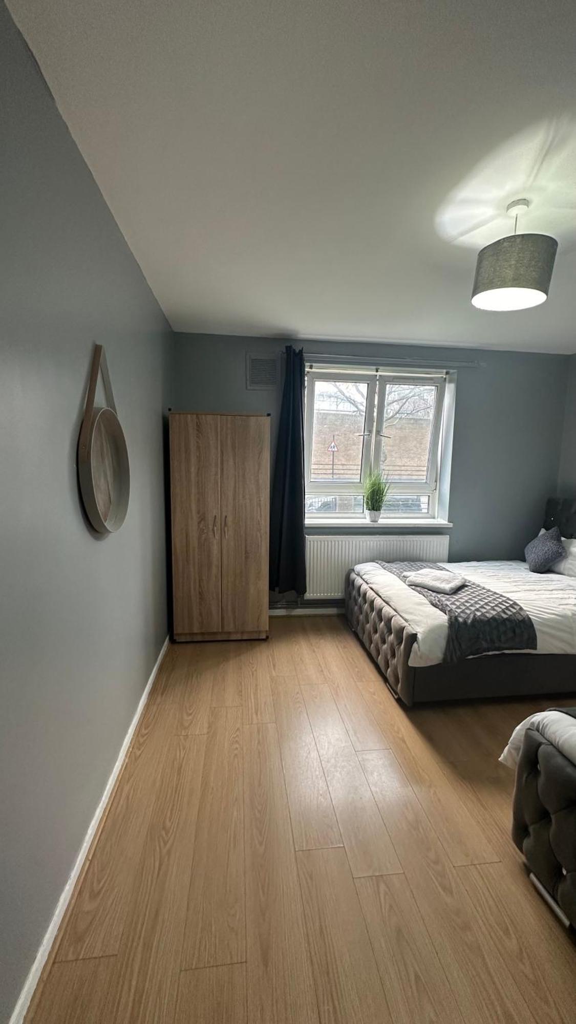 1 Bedroom Flat In Whitechapel, Londres Extérieur photo