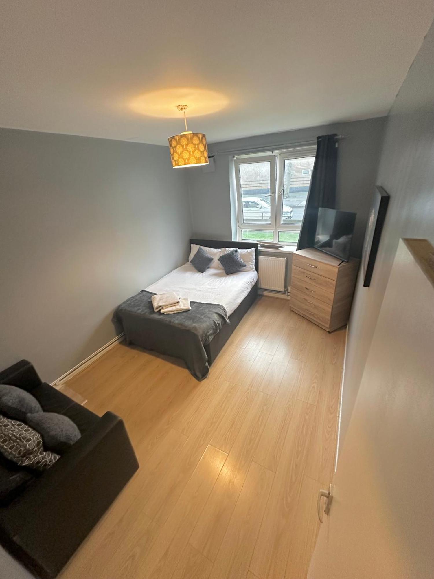 1 Bedroom Flat In Whitechapel, Londres Extérieur photo