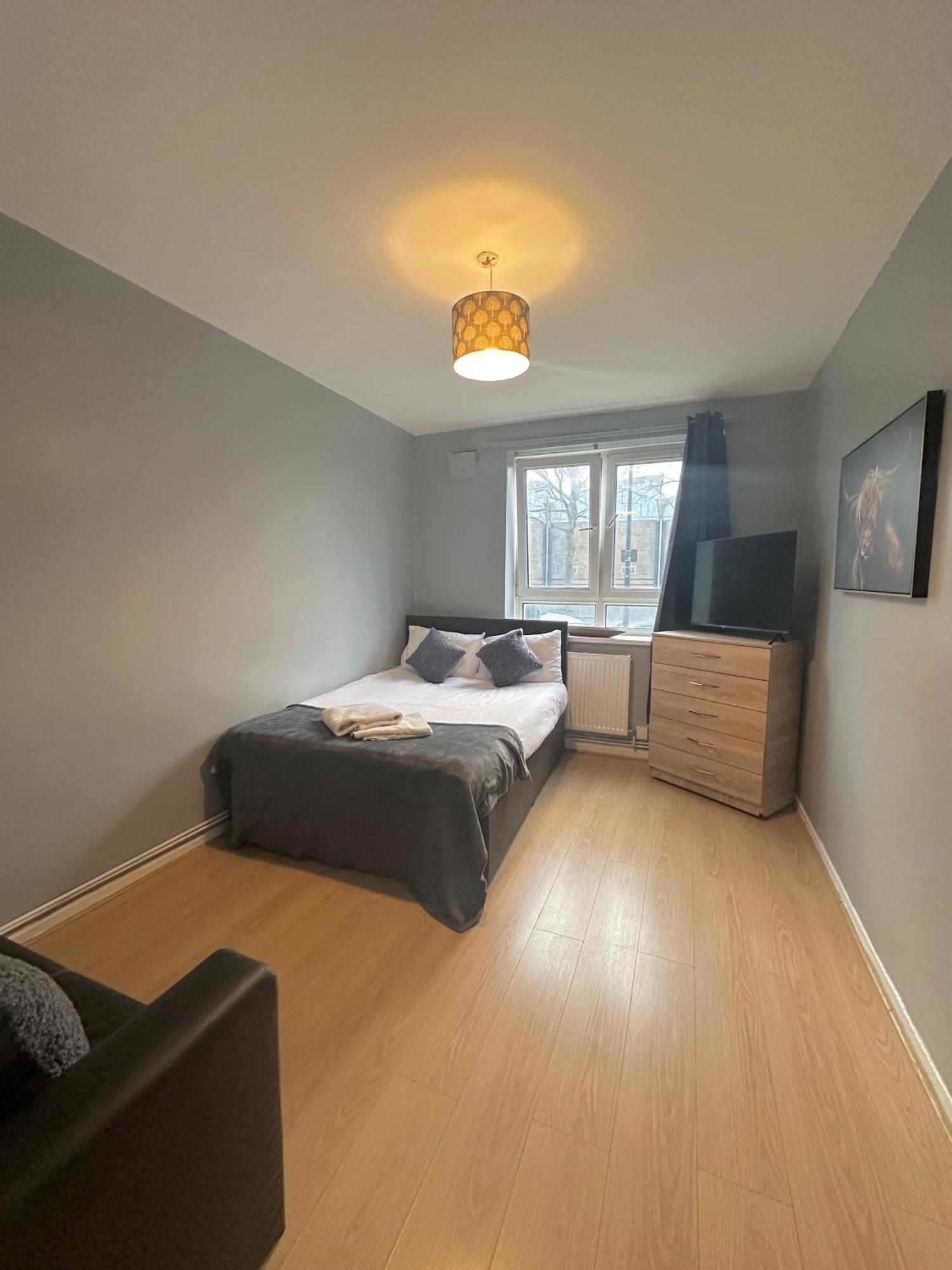 1 Bedroom Flat In Whitechapel, Londres Extérieur photo