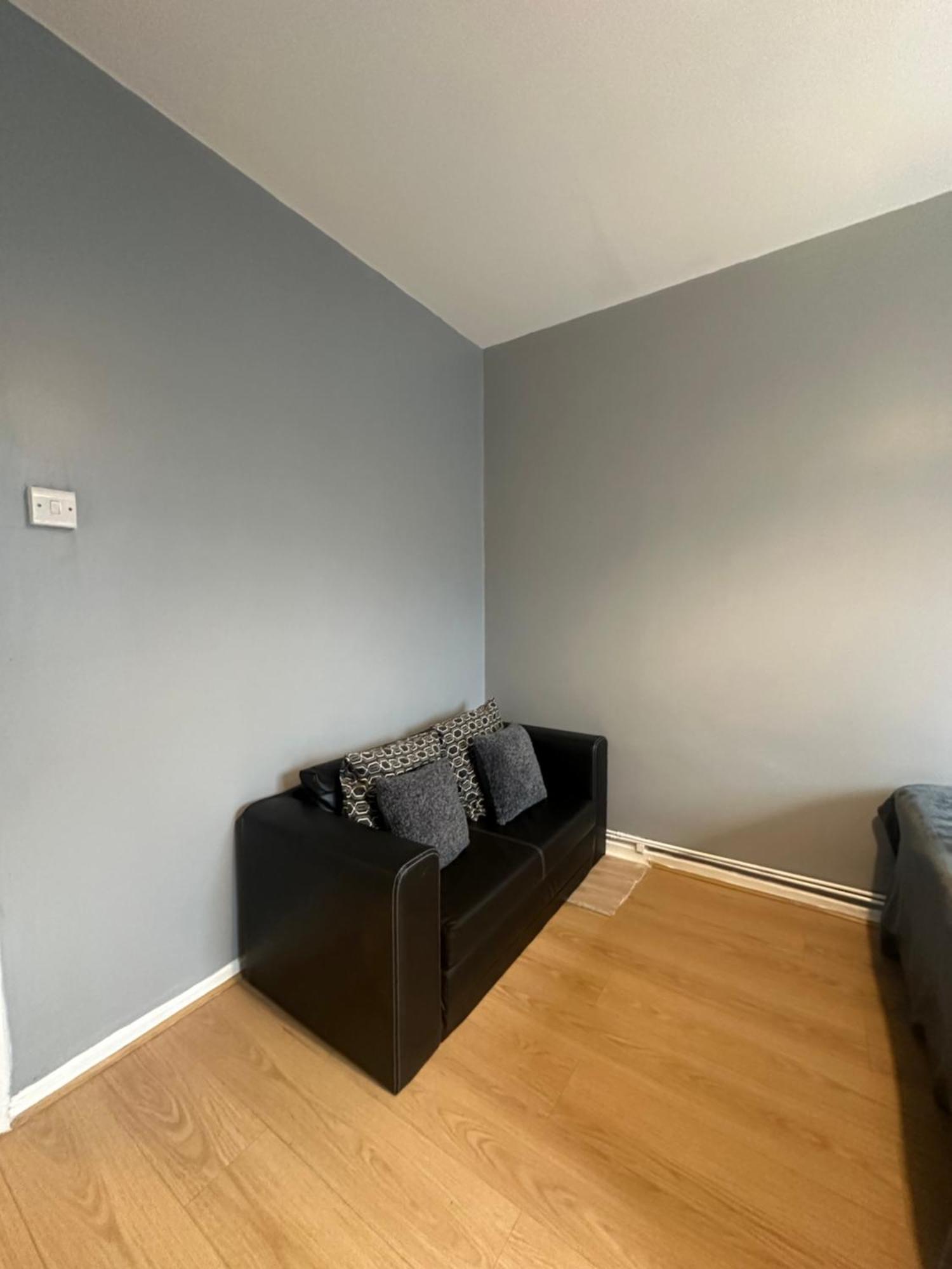 1 Bedroom Flat In Whitechapel, Londres Extérieur photo