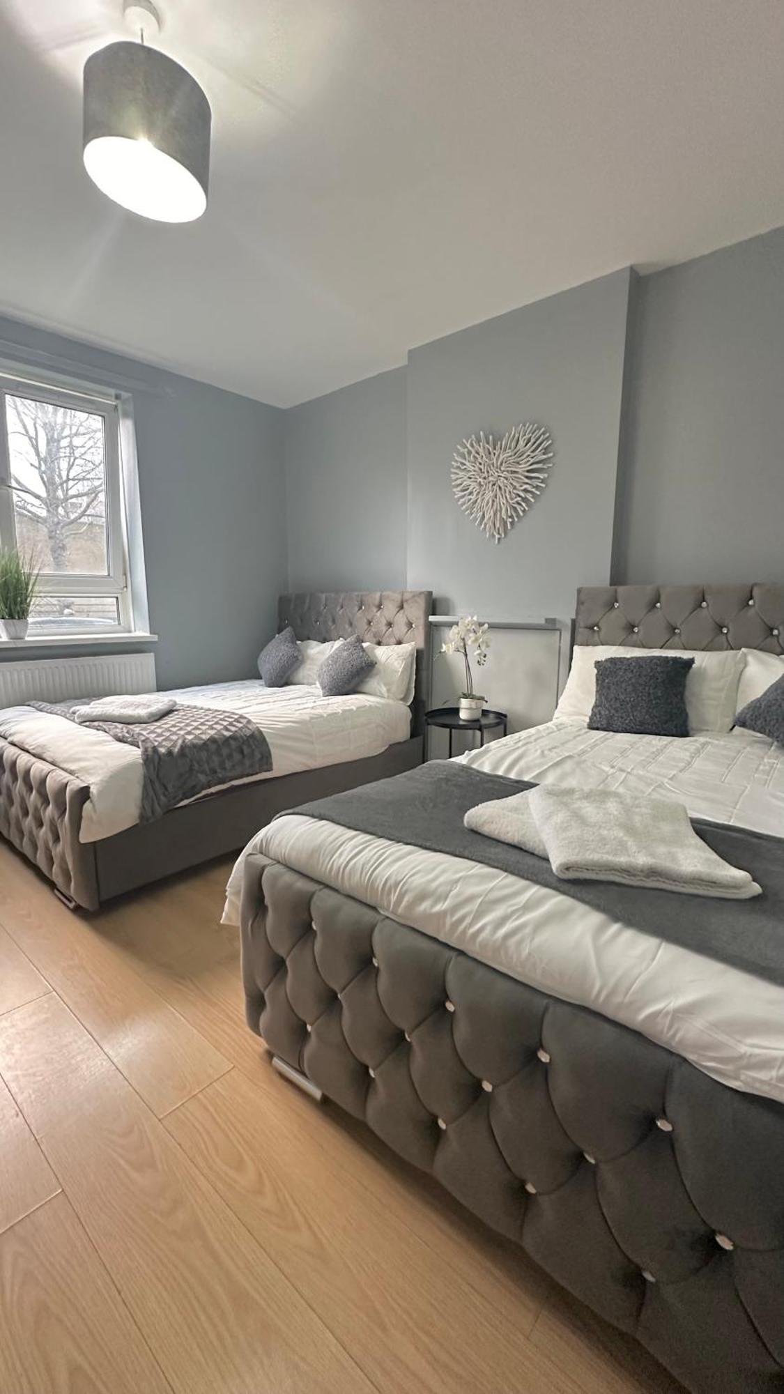 1 Bedroom Flat In Whitechapel, Londres Extérieur photo