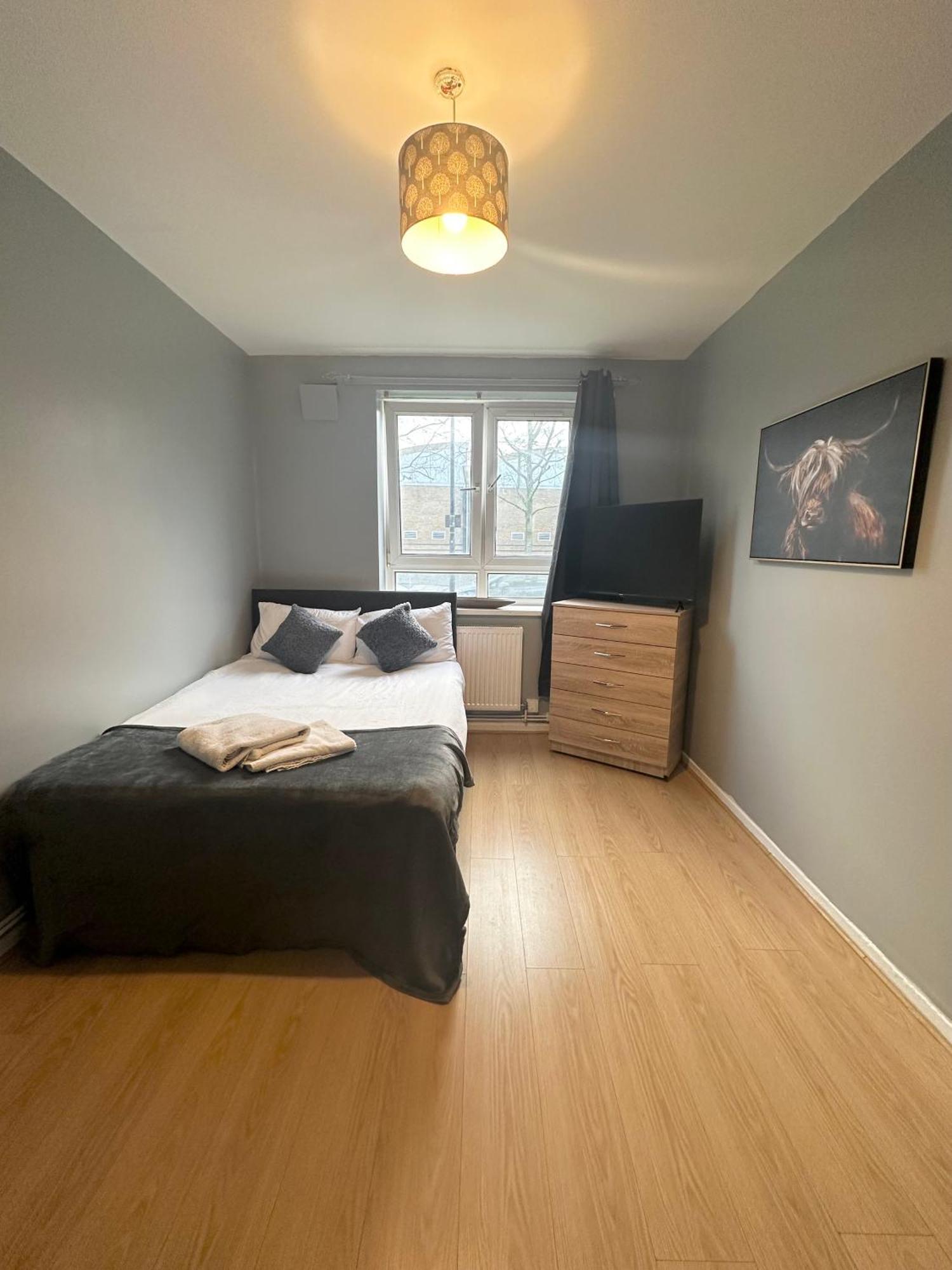 1 Bedroom Flat In Whitechapel, Londres Extérieur photo